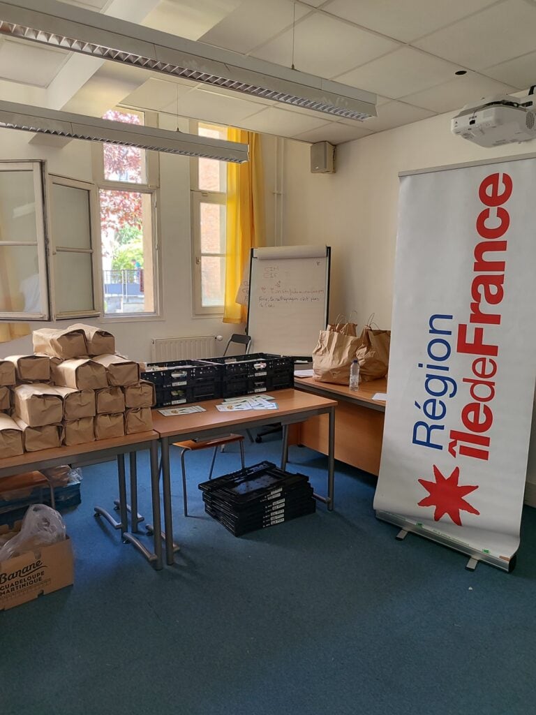 photo 2 2 - Distribution alimentaire Région Ile-de-France/Instituts de formation paramédicale