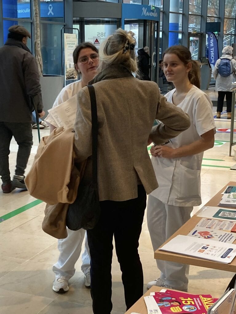 5 1 - journée Mondiale AVC organisée en partenariat avec le service de Neurologie Neurovasculaire